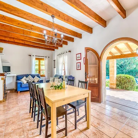 Mallorcan-style With Pool Vakantiehuis