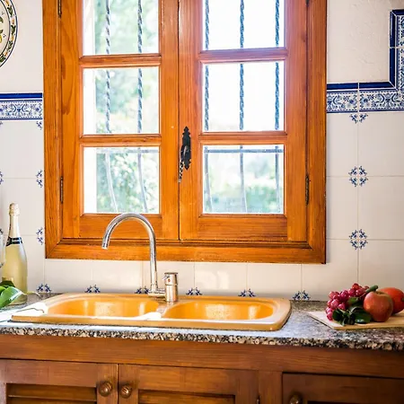 Vakantiehuis Mallorcan-style With Pool Pollença