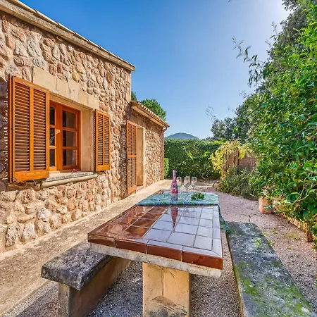 Mallorcan-style With Pool Feriehus *