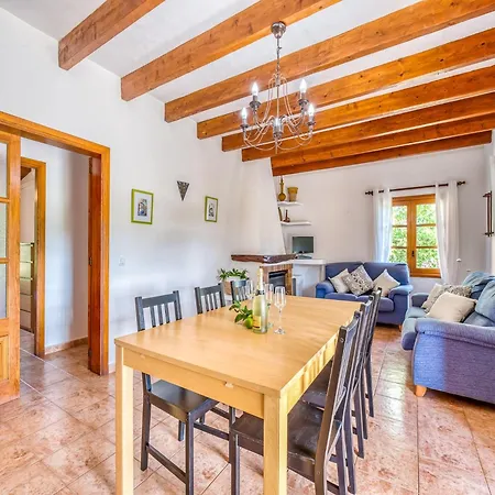 Mallorcan-style With Pool Feriehus