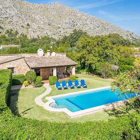 Mallorcan-style With Pool *