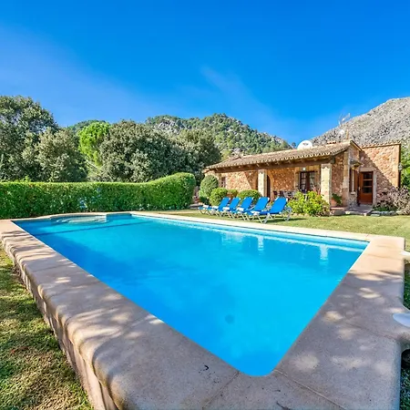 Mallorcan-style With Pool Feriehus